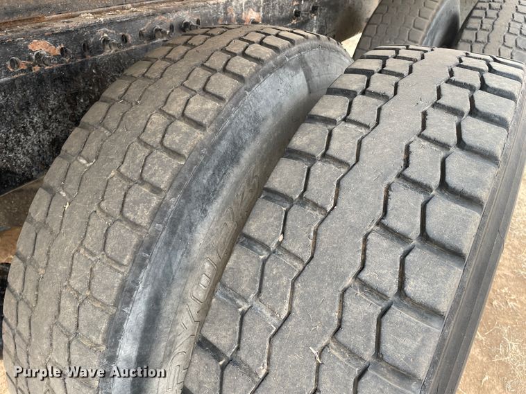 image for item DJ5084 2007 Mack CHN613  dump truck