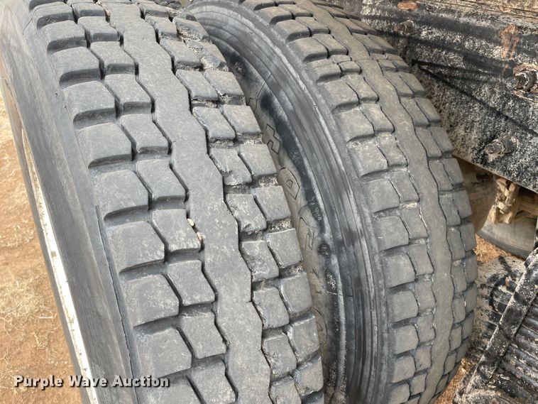 image for item DJ5084 2007 Mack CHN613  dump truck