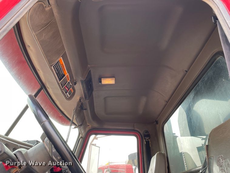 image for item DJ5085 2006 Mack CHN613  dump truck