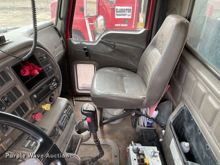 image for item DJ5085 2006 Mack CHN613  dump truck