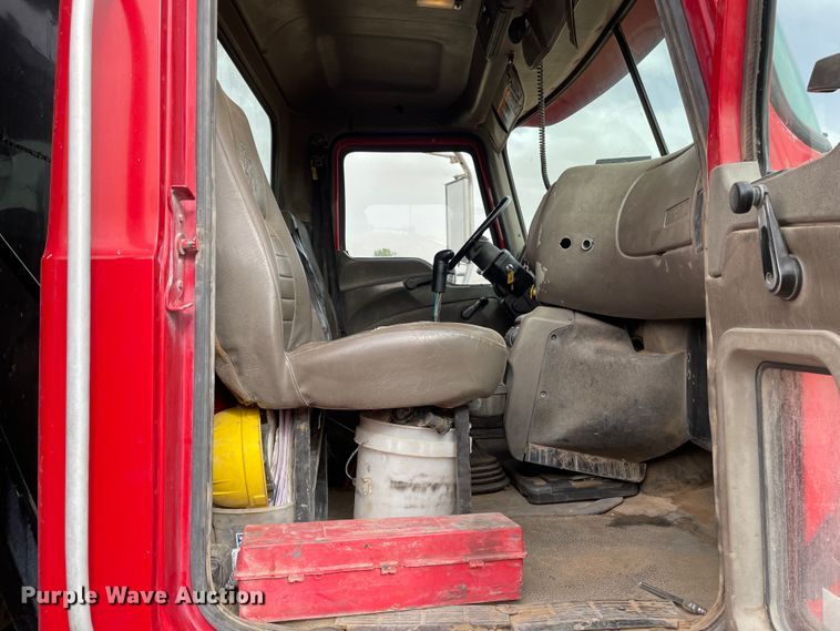 image for item DJ5085 2006 Mack CHN613  dump truck