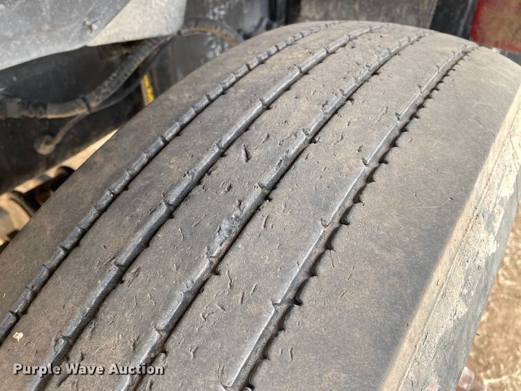 image for item DJ5085 2006 Mack CHN613  dump truck