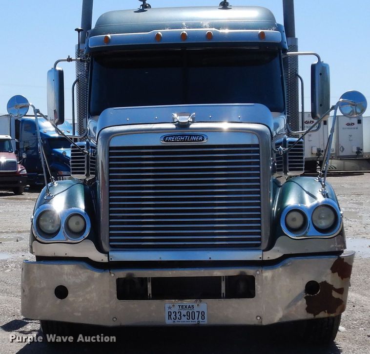 image for item DK0345 2004 Freightliner Coronado  semi truck