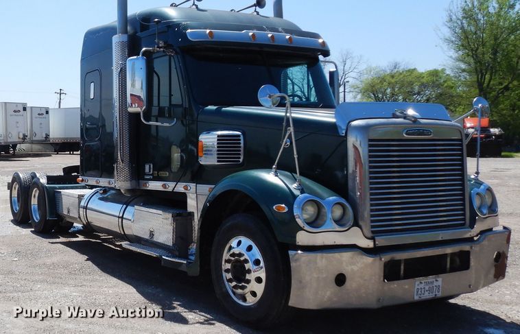 image for item DK0345 2004 Freightliner Coronado  semi truck