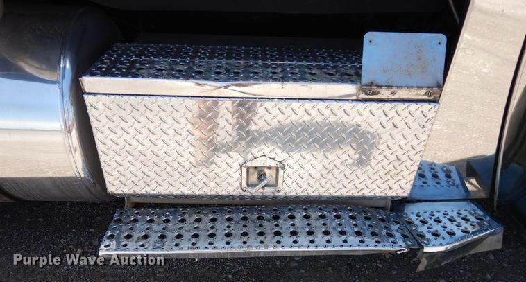 image for item DK0345 2004 Freightliner Coronado  semi truck