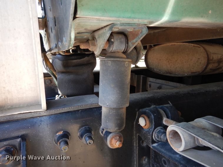 image for item DK0345 2004 Freightliner Coronado  semi truck