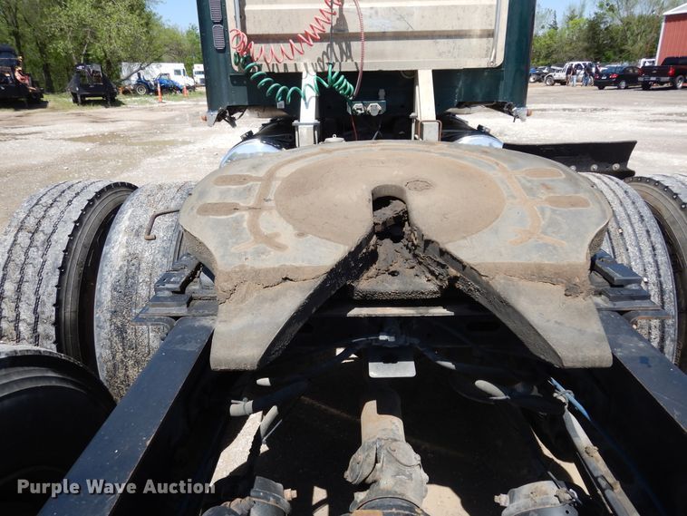 image for item DK0345 2004 Freightliner Coronado  semi truck