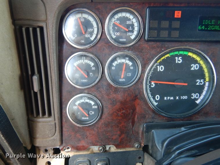 image for item DK0345 2004 Freightliner Coronado  semi truck