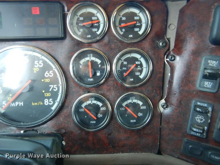 image for item DK0345 2004 Freightliner Coronado  semi truck