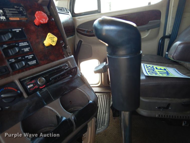 image for item DK0345 2004 Freightliner Coronado  semi truck