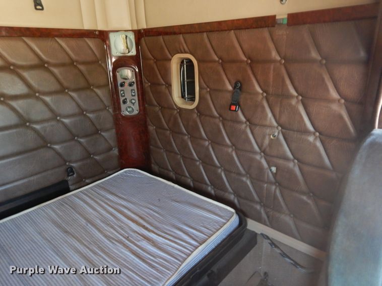 image for item DK0345 2004 Freightliner Coronado  semi truck