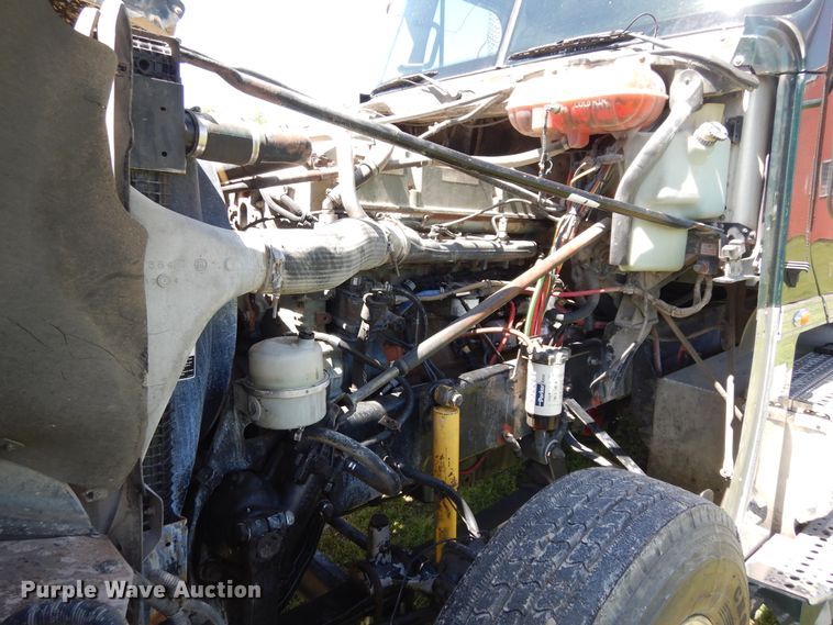 image for item DK0345 2004 Freightliner Coronado  semi truck