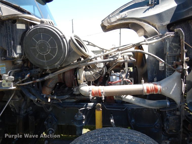 image for item DK0345 2004 Freightliner Coronado  semi truck