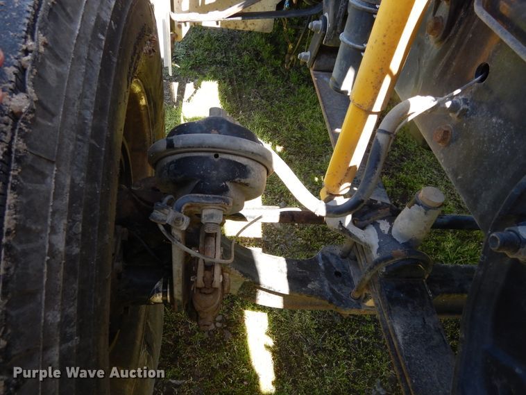 image for item DK0345 2004 Freightliner Coronado  semi truck