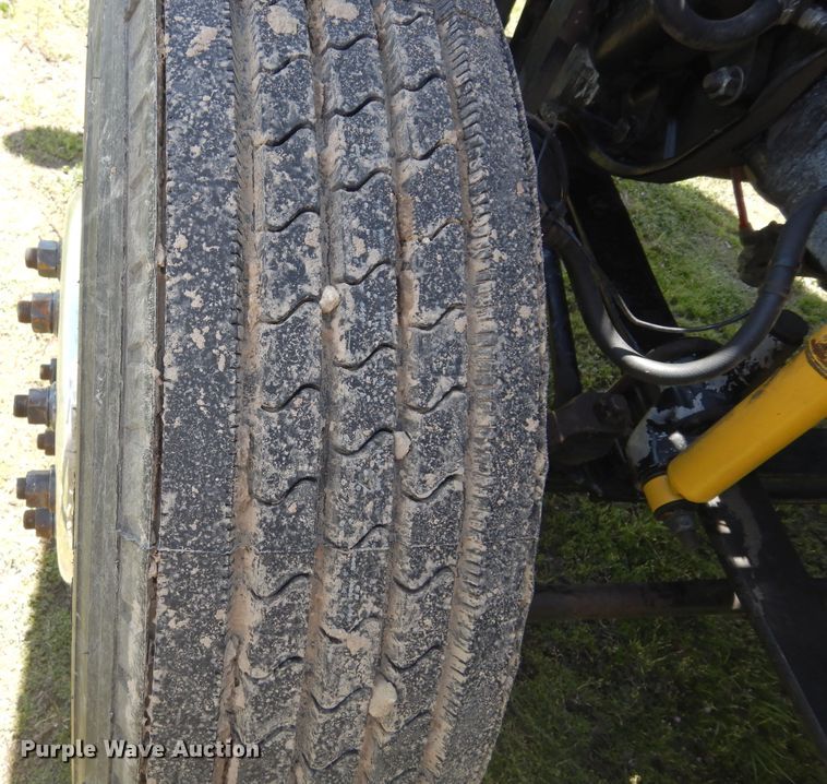 image for item DK0345 2004 Freightliner Coronado  semi truck