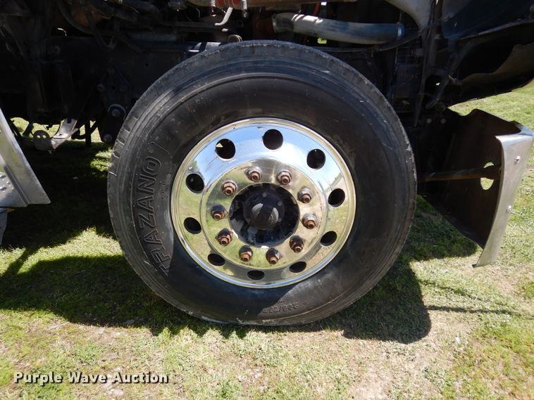 image for item DK0345 2004 Freightliner Coronado  semi truck