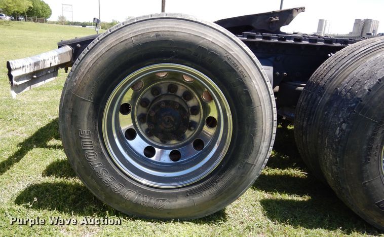 image for item DK0345 2004 Freightliner Coronado  semi truck