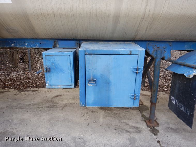 image for item DL3748 1976 Trailmobile F11S4MCM-4  tank trailer