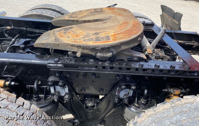 image for item DM4083 2006 Kenworth T600  semi truck