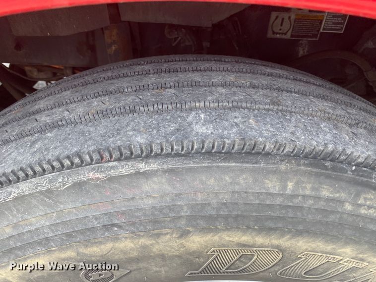 image for item DM4083 2006 Kenworth T600  semi truck