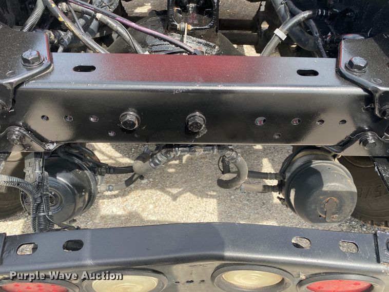 image for item DM4083 2006 Kenworth T600  semi truck