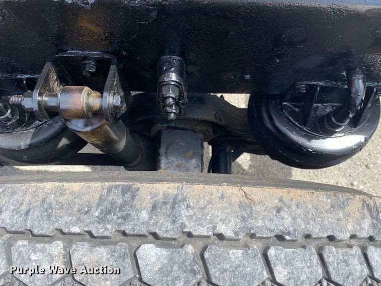 image for item DM4083 2006 Kenworth T600  semi truck