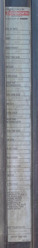 image for item DM4083 2006 Kenworth T600  semi truck