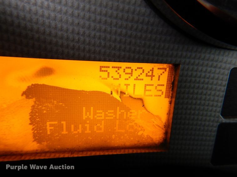 image for item DM6127 2011 International Lonestar  semi truck