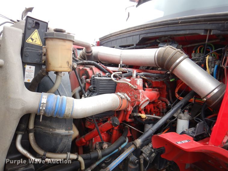 image for item DM6127 2011 International Lonestar  semi truck