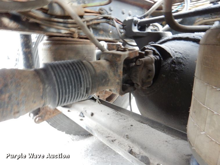 image for item DM6127 2011 International Lonestar  semi truck