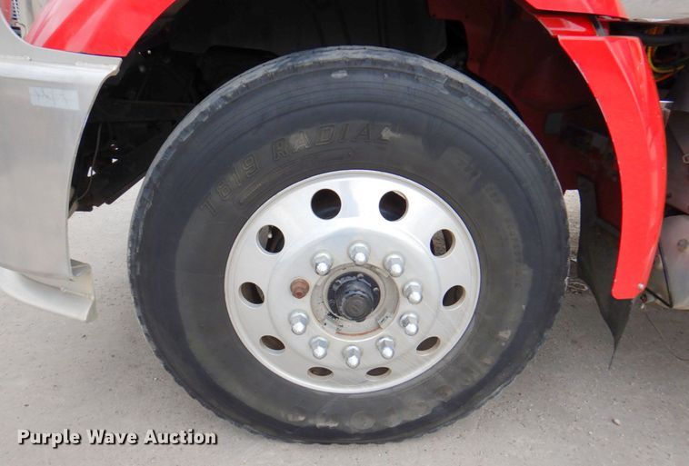 image for item DM6127 2011 International Lonestar  semi truck