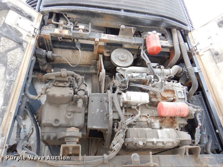 image for item DM6131 2003 Utility  refrigerated van trailer