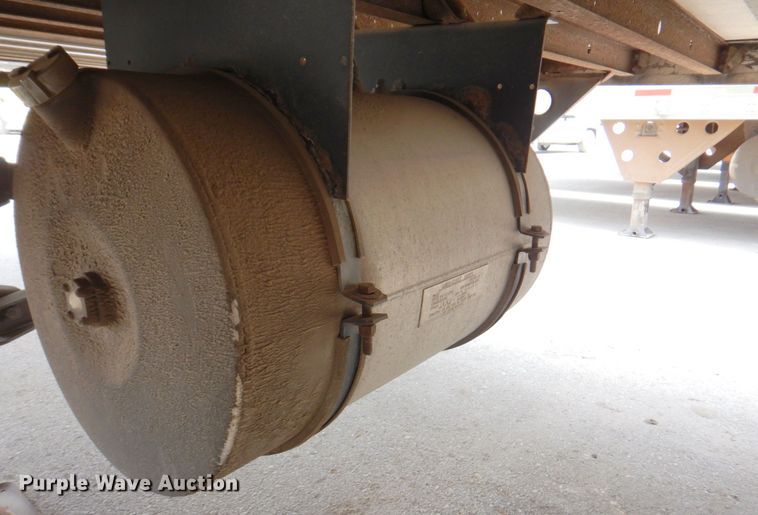 image for item DM6131 2003 Utility  refrigerated van trailer