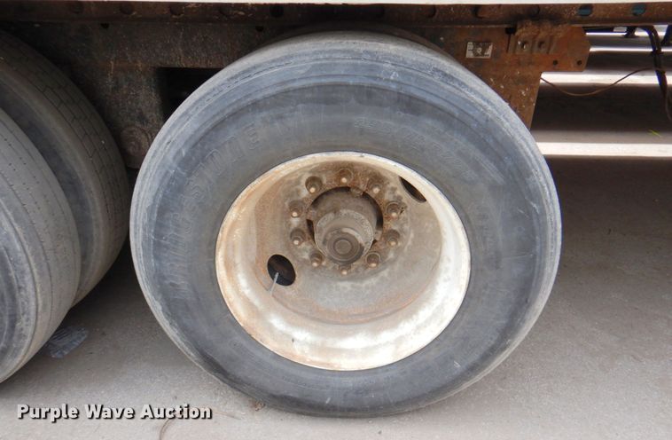 image for item DM6131 2003 Utility  refrigerated van trailer