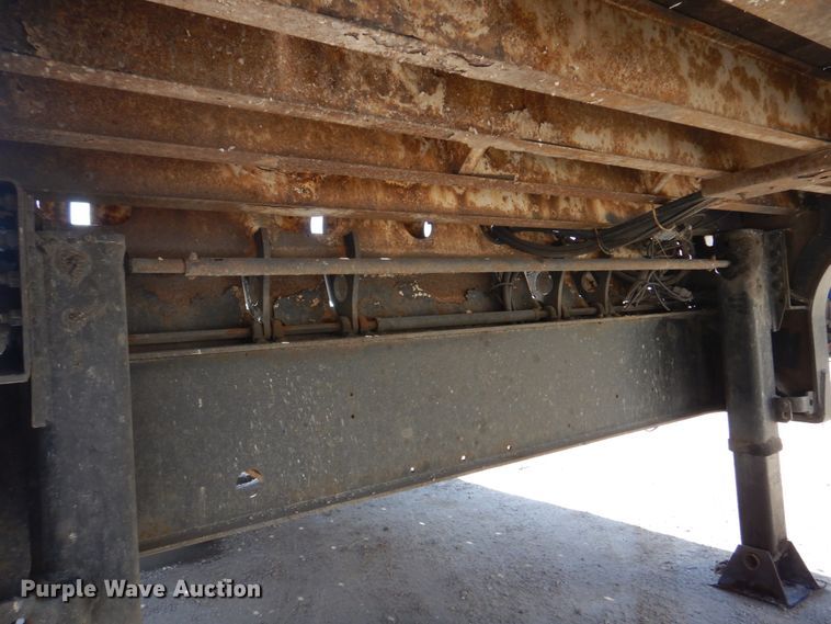 image for item DM7273 2008 Landoll 930C  drop deck equipment trailer