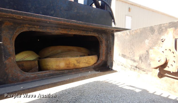 image for item DM7273 2008 Landoll 930C  drop deck equipment trailer