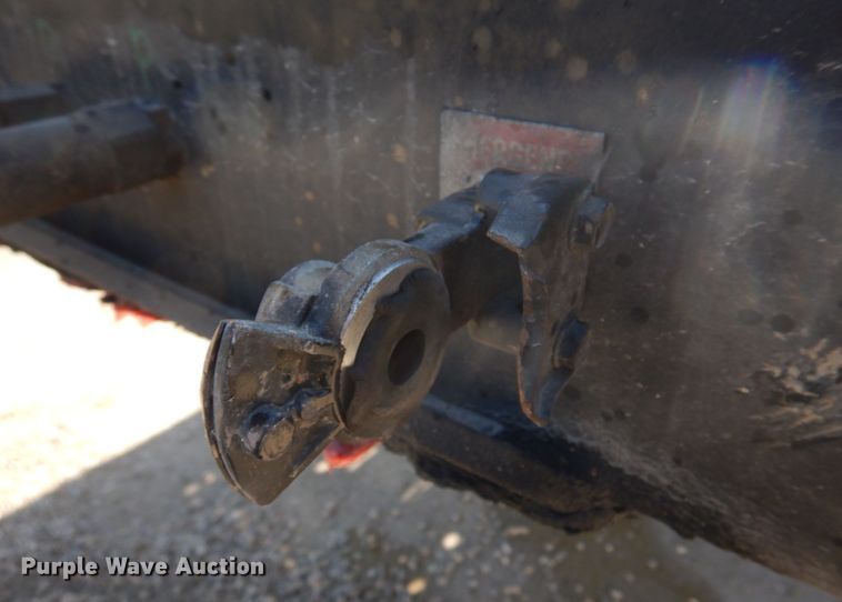 image for item DM7273 2008 Landoll 930C  drop deck equipment trailer