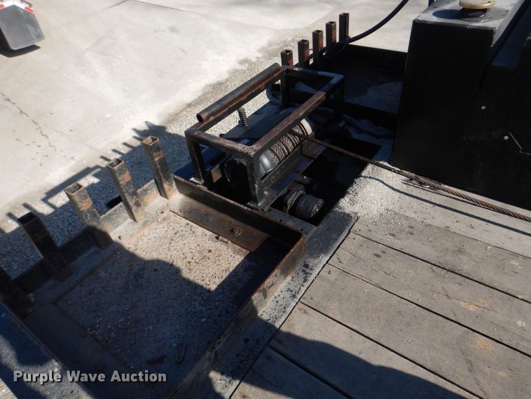 image for item DM7273 2008 Landoll 930C  drop deck equipment trailer