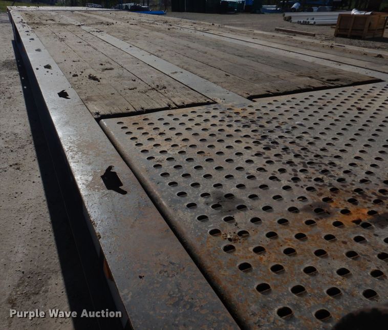 image for item DM7273 2008 Landoll 930C  drop deck equipment trailer