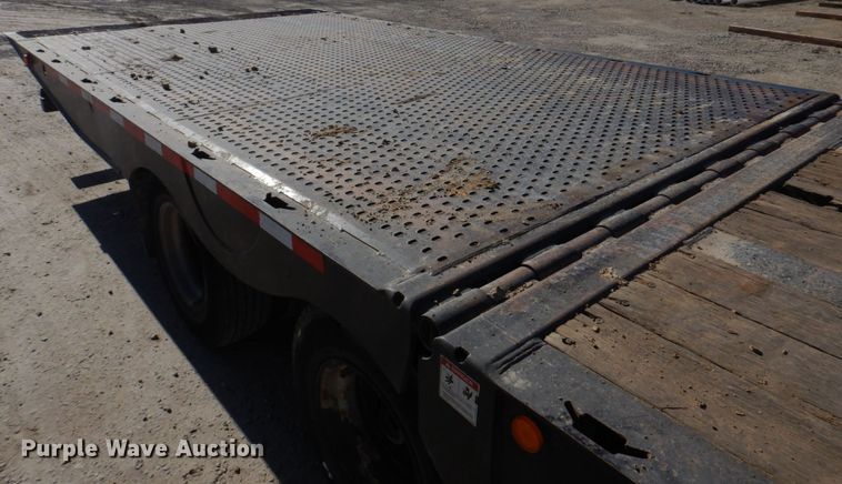 image for item DM7273 2008 Landoll 930C  drop deck equipment trailer