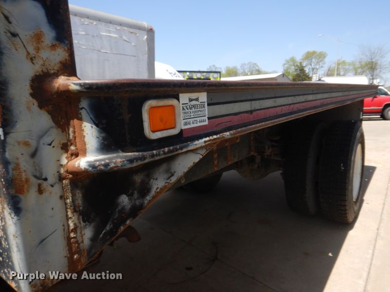 image for item DM7312 1998 Chevrolet C6500  flatbed truck