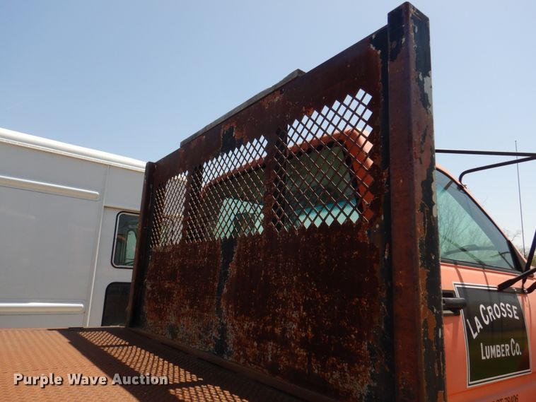 image for item DM7312 1998 Chevrolet C6500  flatbed truck