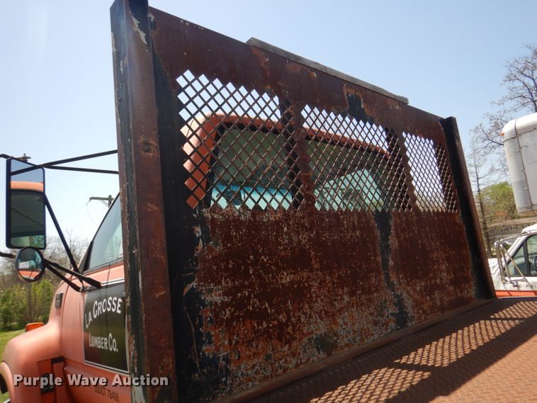 image for item DM7312 1998 Chevrolet C6500  flatbed truck