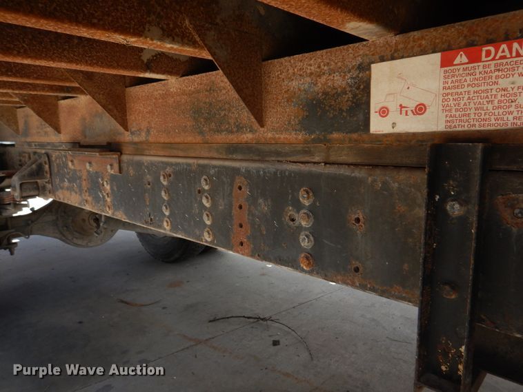 image for item DM7312 1998 Chevrolet C6500  flatbed truck