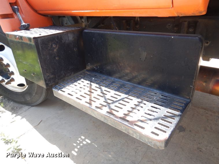 image for item DM7312 1998 Chevrolet C6500  flatbed truck