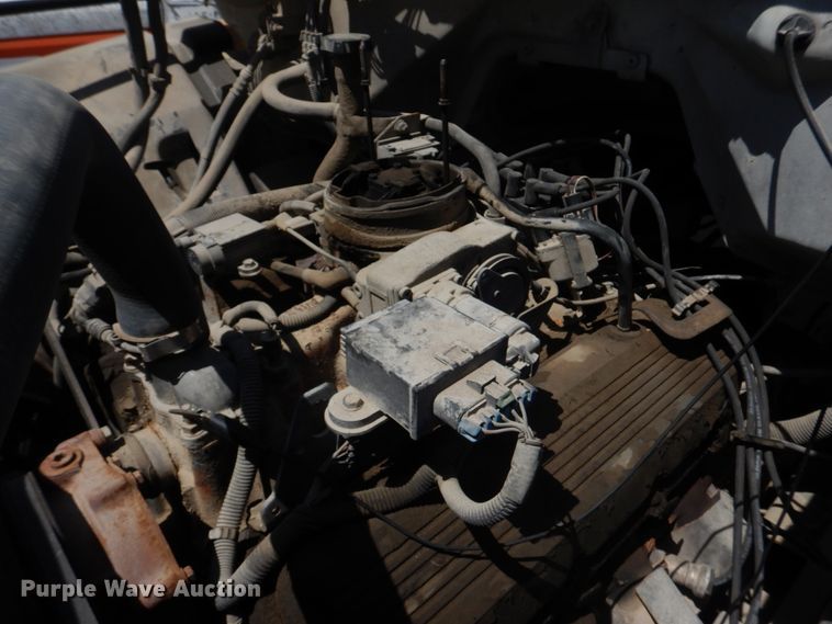 image for item DM7312 1998 Chevrolet C6500  flatbed truck