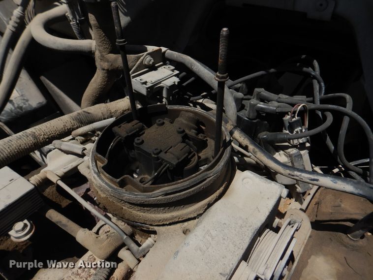 image for item DM7312 1998 Chevrolet C6500  flatbed truck