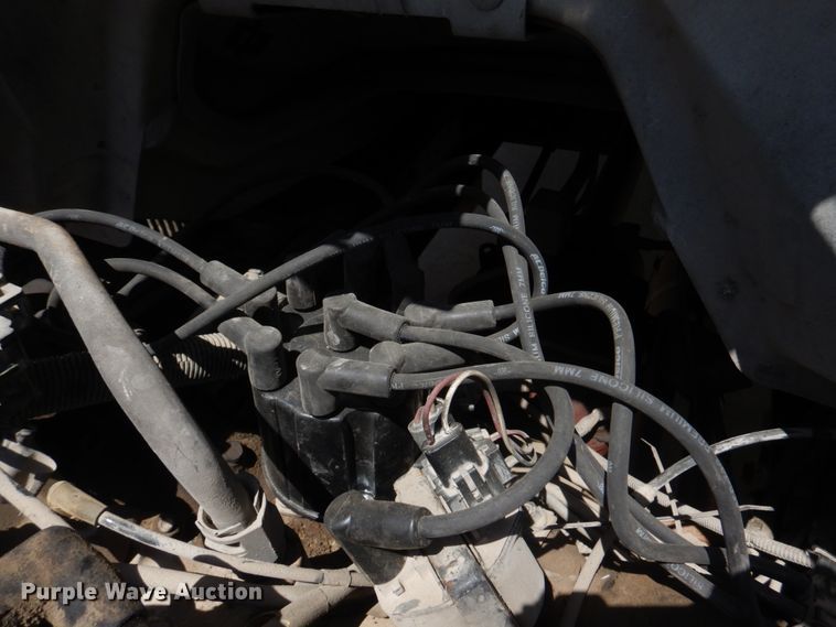 image for item DM7312 1998 Chevrolet C6500  flatbed truck