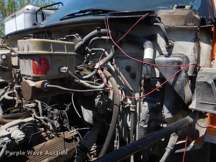 image for item DM7312 1998 Chevrolet C6500  flatbed truck