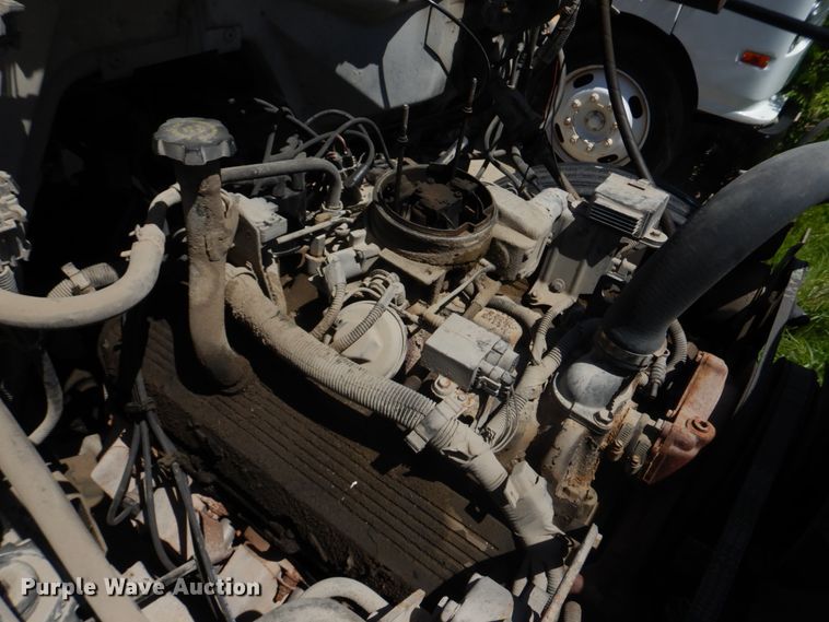 image for item DM7312 1998 Chevrolet C6500  flatbed truck